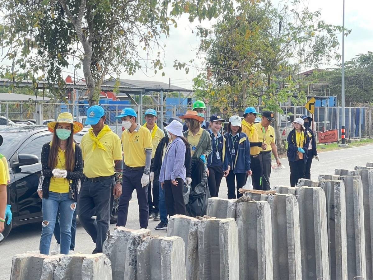 โยน EM Ball บำบัดน้ำเสีย และ ปรับปรุงสภาพแวดล้อม