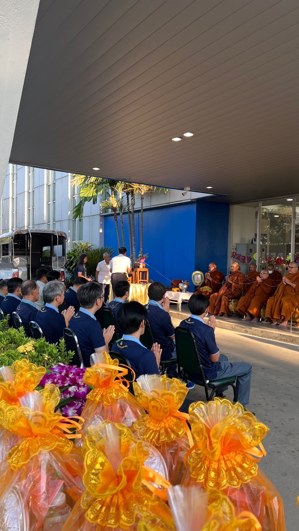 พิธีทำบุญส่งท้ายปีเก่า ตอนรับปีใหม่